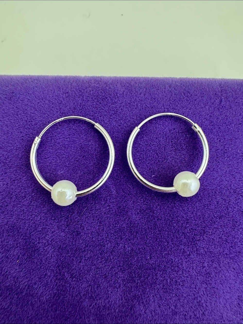 💛 Sterling Silver Hoop Earrings w/ Faux White Pearl Accent | Minimalist Grace